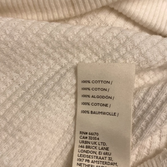 NEW Free People Santa Clara waffle weave dolman sleeve oversized v-neck shirt. - Picture 5 of 5